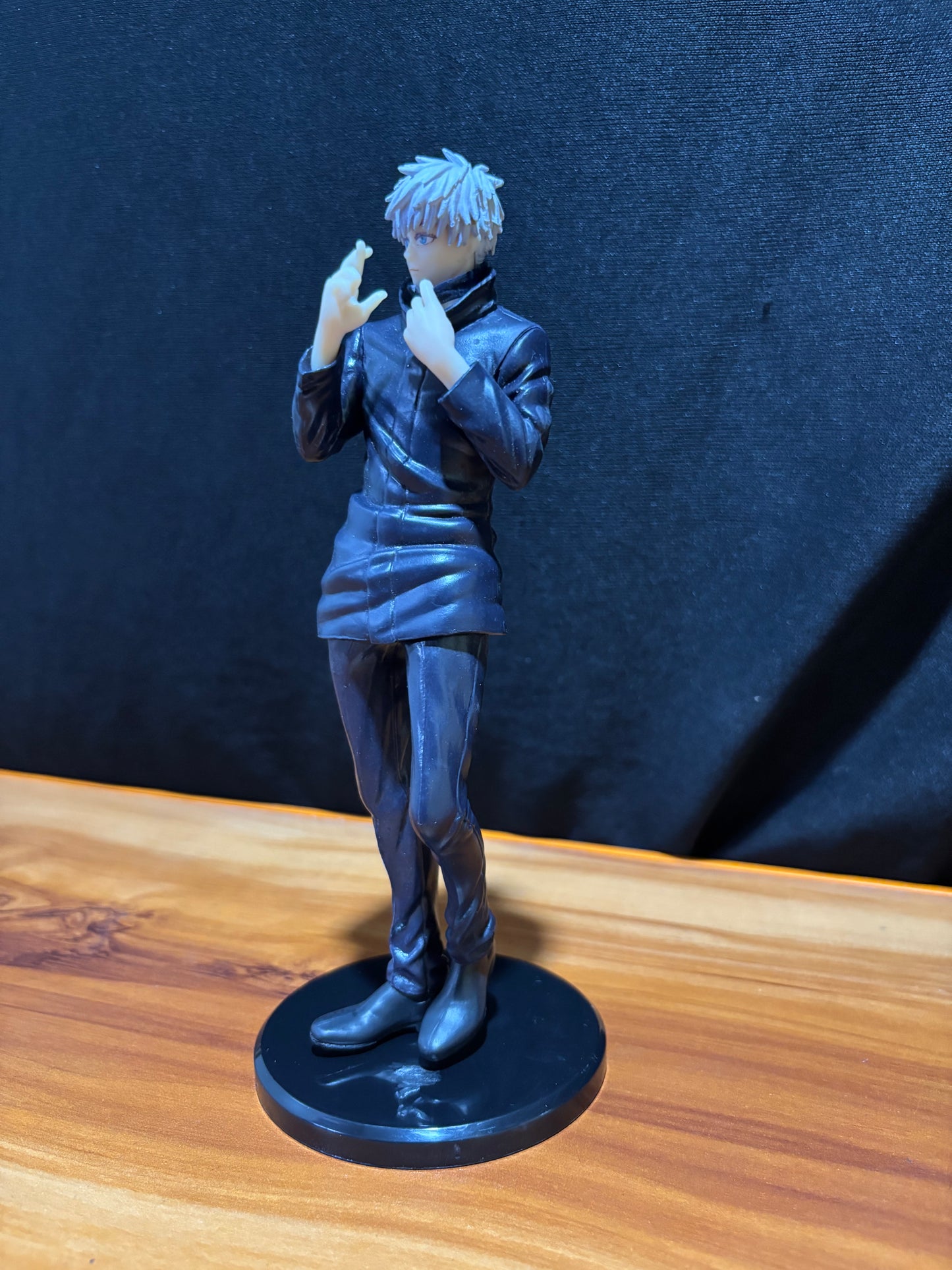 Gojo Figure 17cm