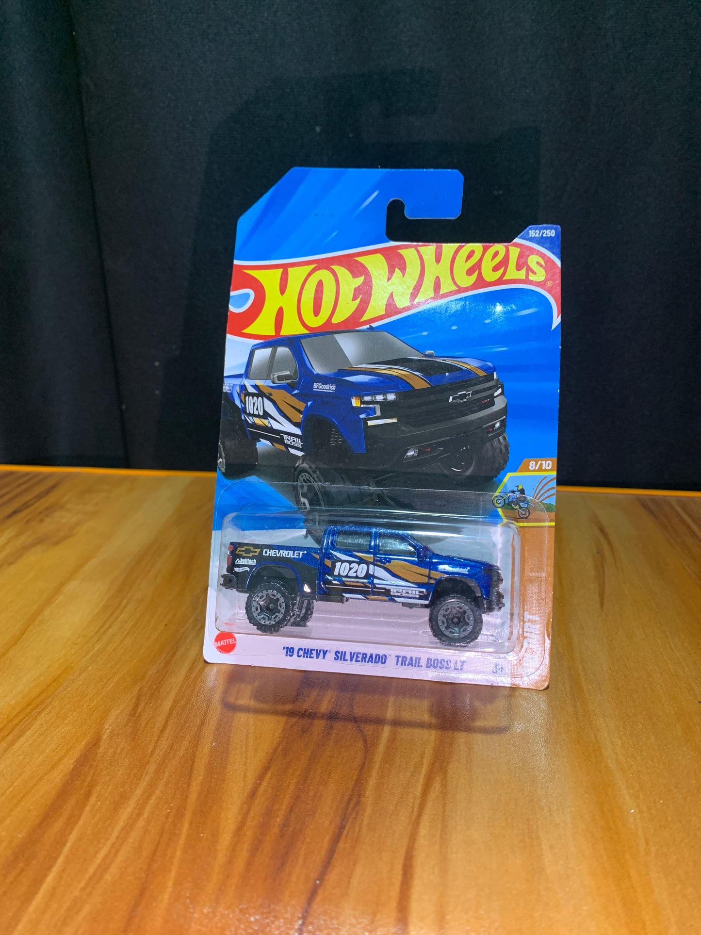 19 Chevy Silverado trail boss lt