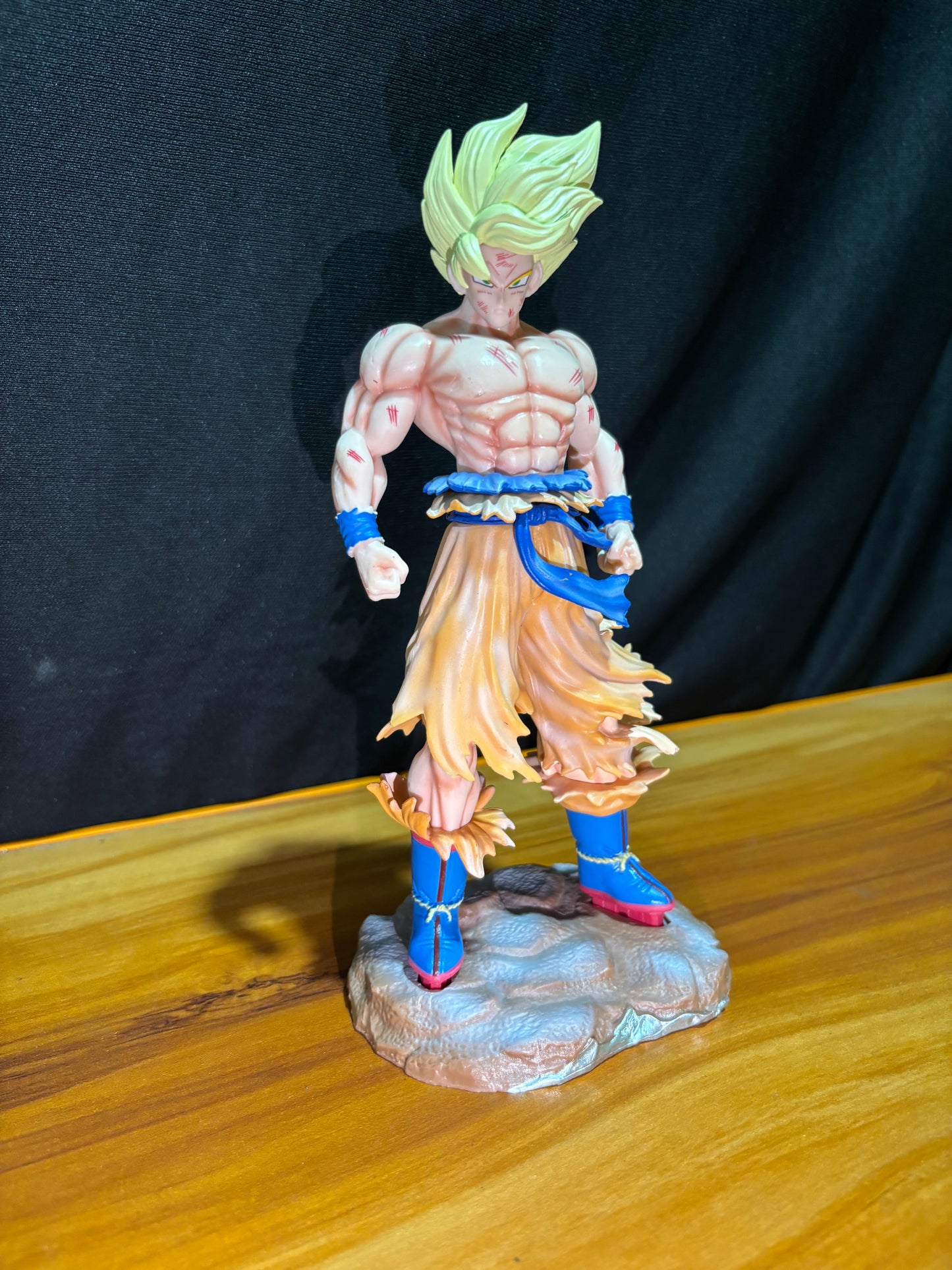Goku Figure 21cm
