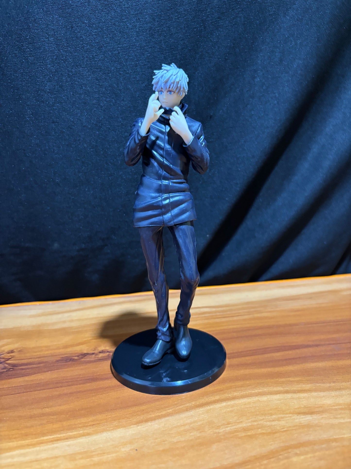 Gojo Figure 17cm